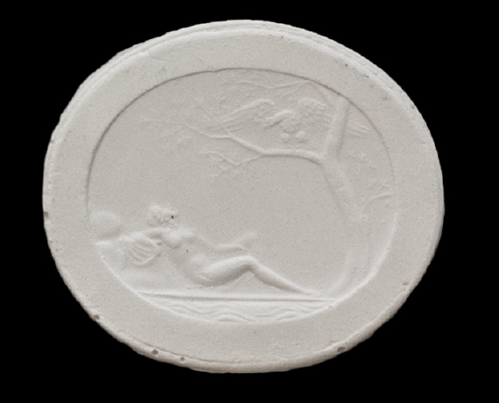 Intaglio S - WJC Design